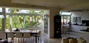 hurricane impact windows with noise reduction
